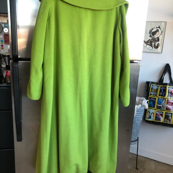 Coat - Picture 2 of 3